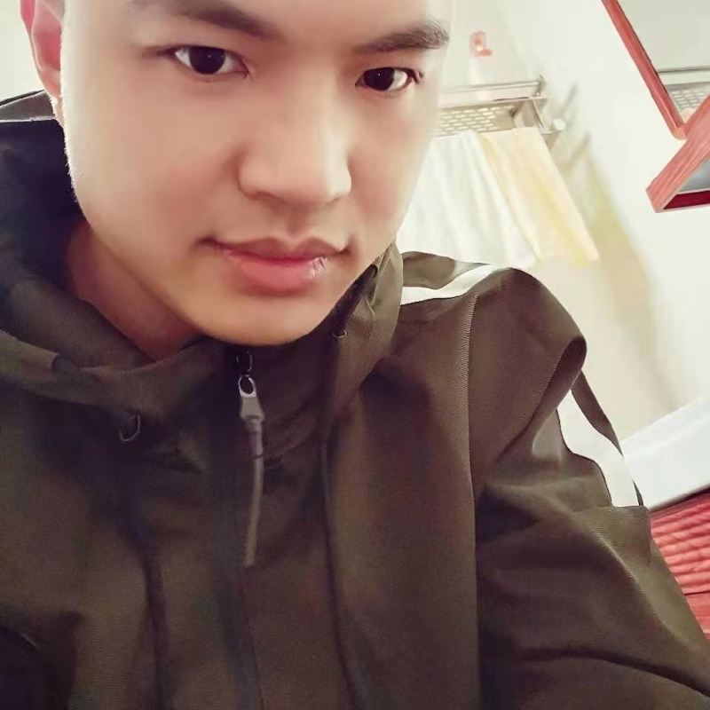 高大上的宅男的第二张照片--建宁相亲网