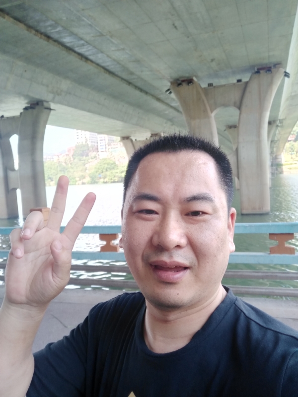 上人的第一张照片--建宁相亲网