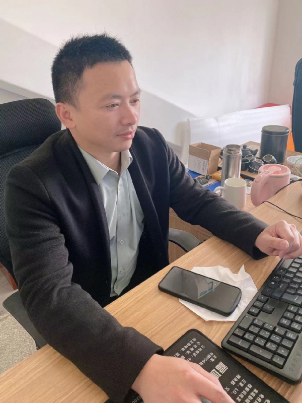 落叶知秋的第一张照片--建宁相亲网